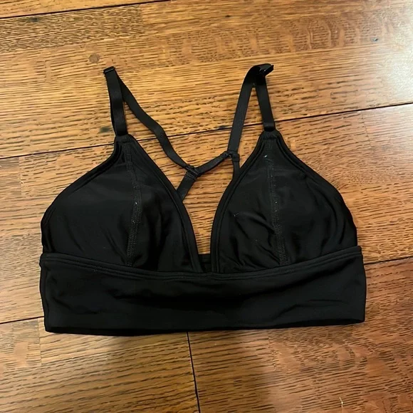 Roxy black strappy top🏄‍♀️ - Picture 2 of 4